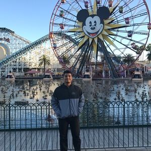 Meet your Posher, Manuel